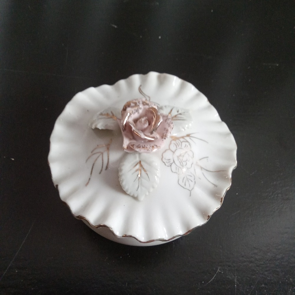 Vintage Inarco Japan Porcelain Footed Trinket Box Pink Rose Ruffled Gold Trim